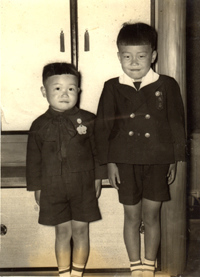 子供の頃の写真【兄と二人で】